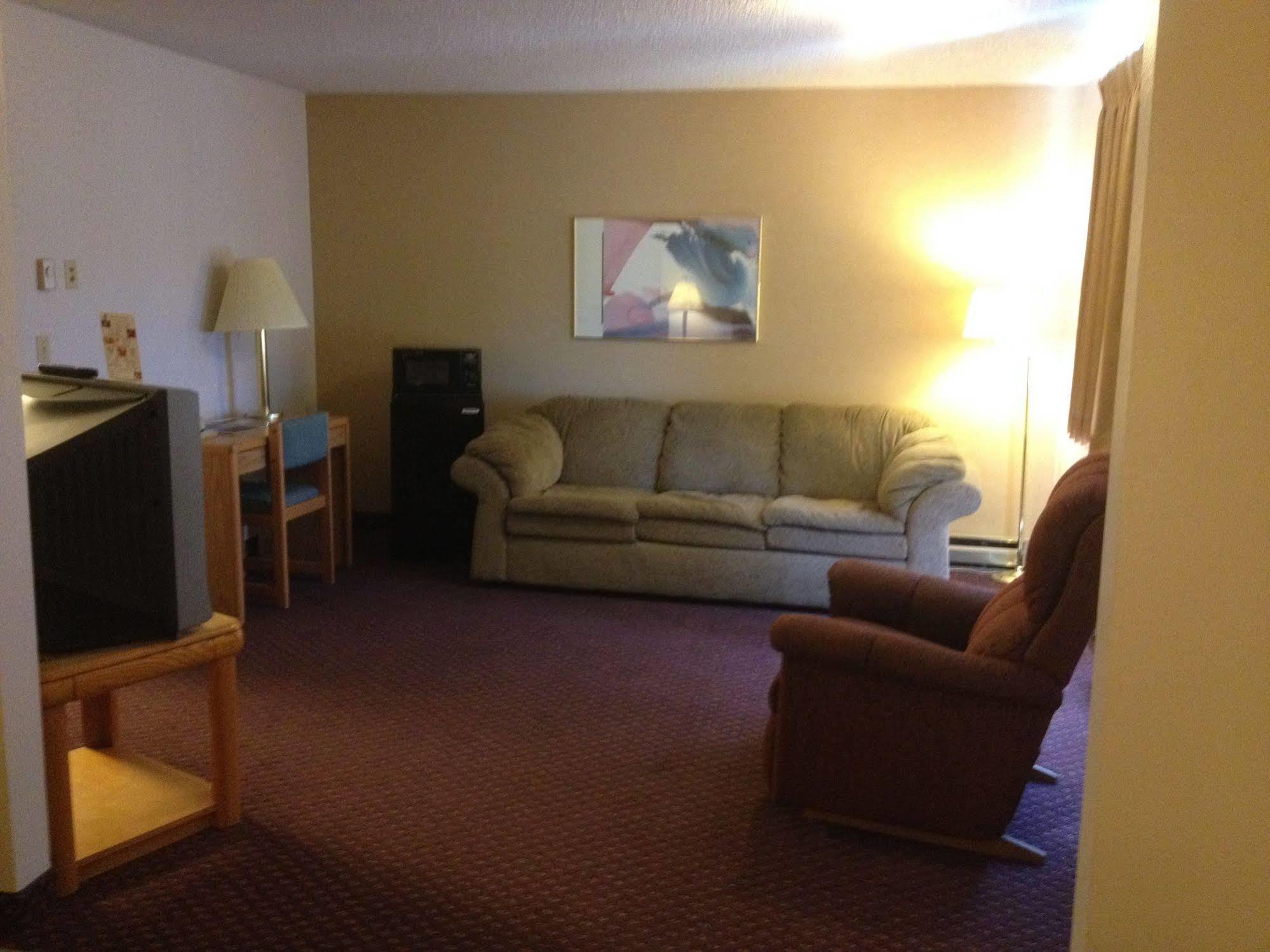 Travelodge By Wyndham Deer Lodge Montana Exterior photo